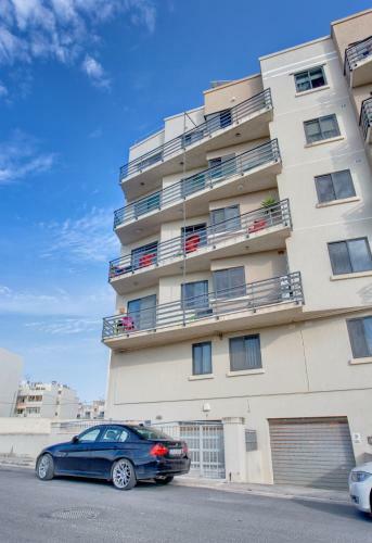 Modern Apartment In Qawra, St Paul's Bay