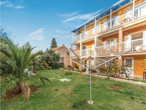 Two-bedroom Apartment In Biograd Na Moru