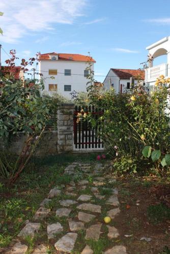 Apartment Biograd Na Moru 5847a