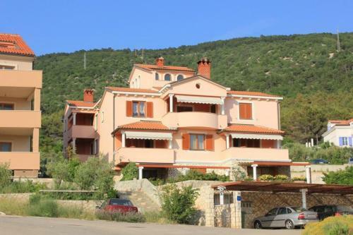 Apartment Cres 7985c