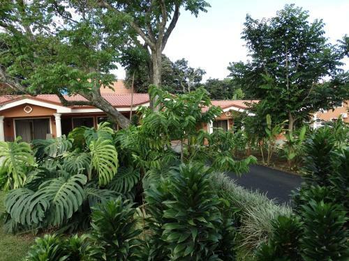 Hotel Suites Merlyn Airport