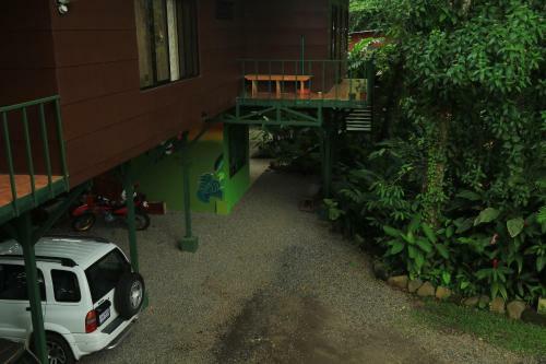 Lodge Ecocentro Danaus