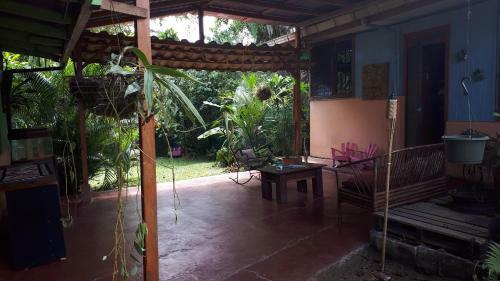 Apartamento Cabinas La Rivera