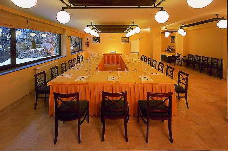 Hotel Aj Niunit