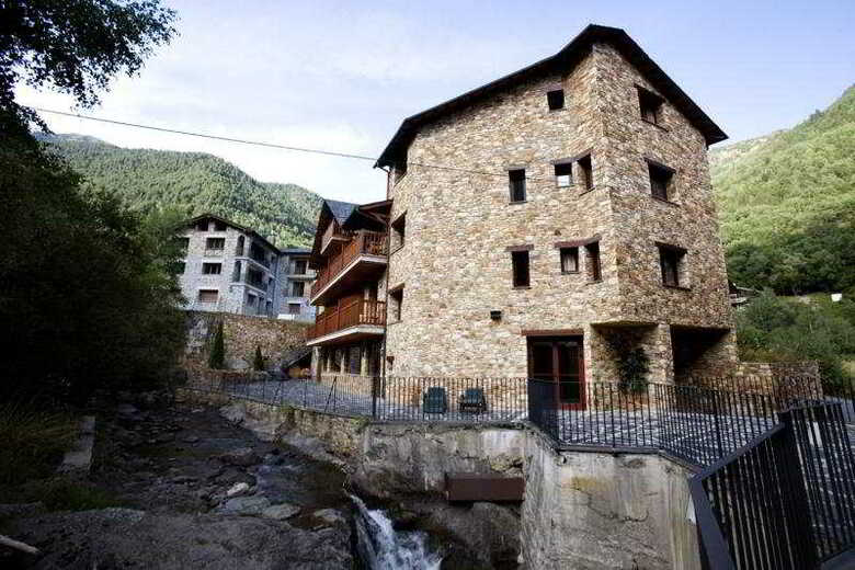 Hotel Aj Niunit
