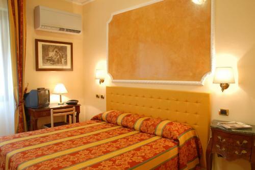 Hotel Mondial