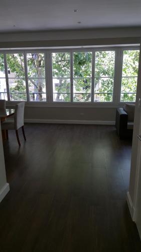 Apartamento Departamento De 4 Ambientes En Pleno Centro