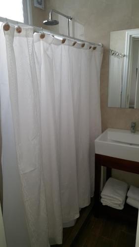 Apartamento Departamento De 4 Ambientes En Pleno Centro
