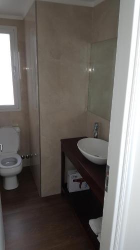 Apartamento Departamento De 4 Ambientes En Pleno Centro