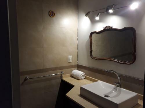 Apartamento Amplio Y Luminoso, 5ta Secci�n