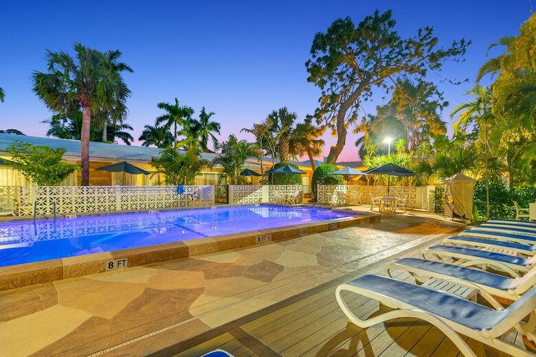 Hotel Fairways Resort