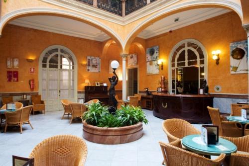 Taberna Del Alabardero Hotel