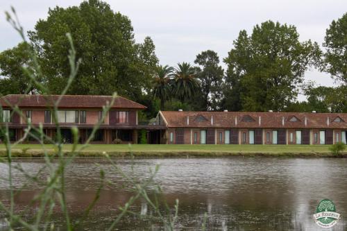 Hotel La Reserva Naturaleza + Arte