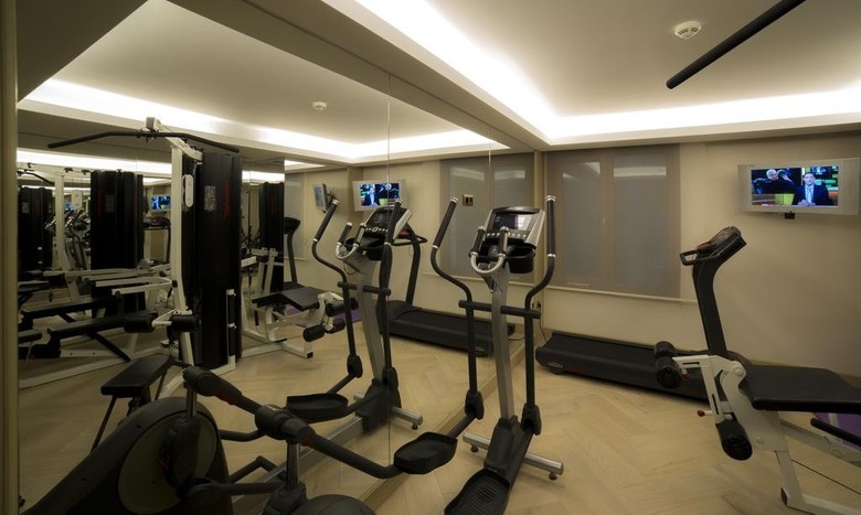 Hotel Mega Residence