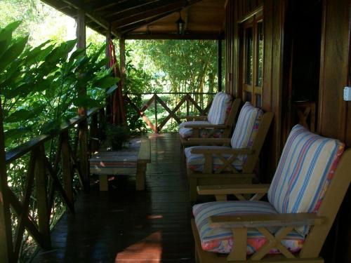 Lodge Aires Del Monte