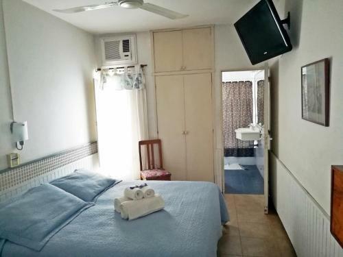 Hostal Del Lago Hotel
