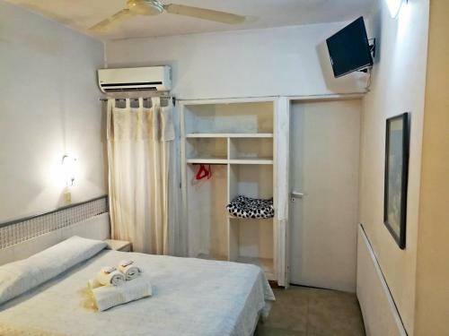 Hostal Del Lago Hotel