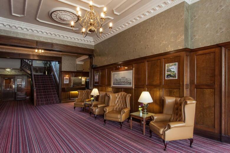 Hotel Russ Hill