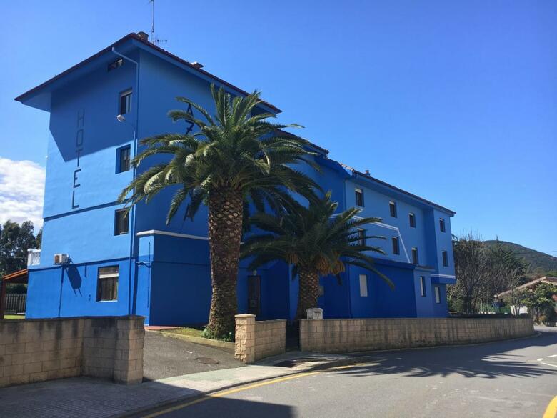 Hotel Azcona