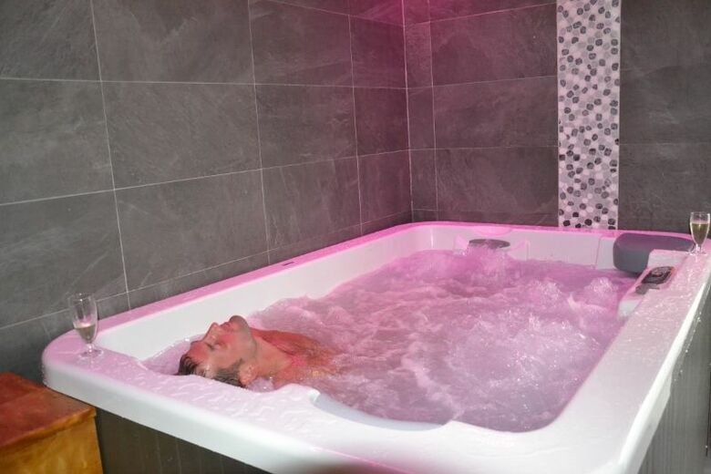 Hotel Petit Palau S�lo Adultos