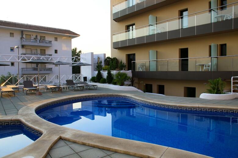 Hotel Petit Palau S�lo Adultos