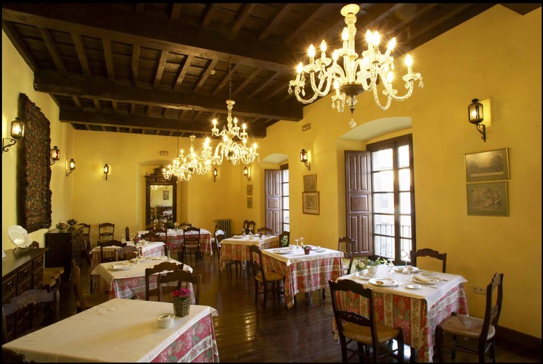 Hotel Casona Del Busto