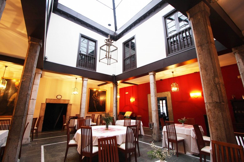 Hotel Casona Del Busto