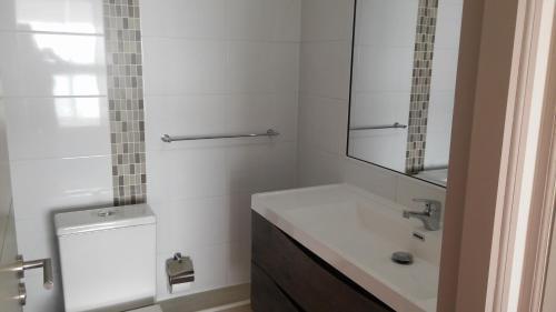 Apartamento Edificio Huantajaya. Lisboa Servicios Hans Drummond