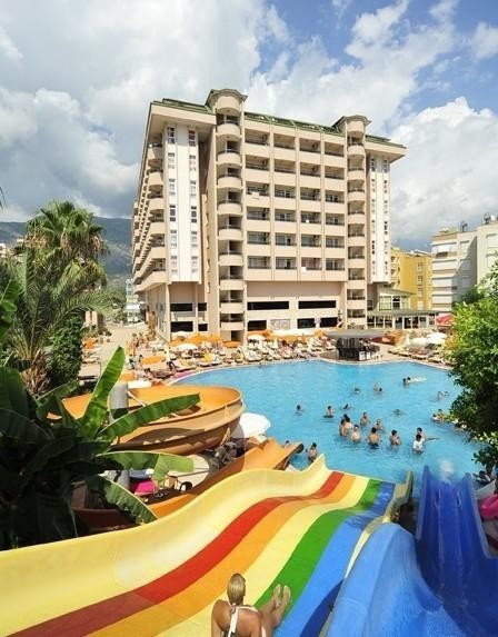 Armas Prestige Hotel