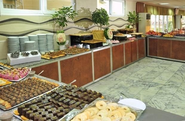 Armas Prestige Hotel
