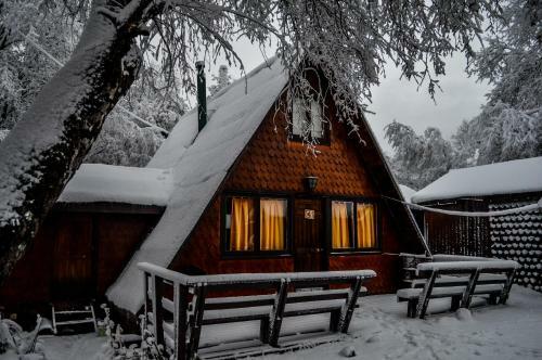 Albergue Hostal Y Caba�as Los �irres