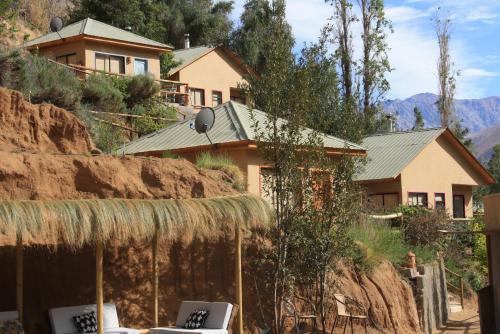 Lodge Caba�as Miraelqui