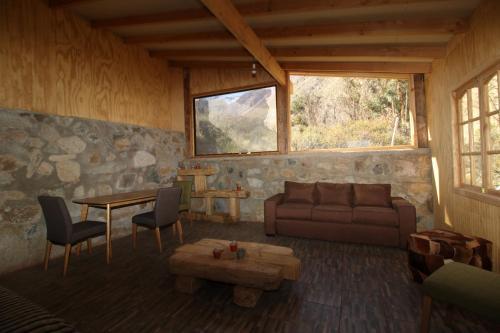 Caba�a Y Camping Las Tolas