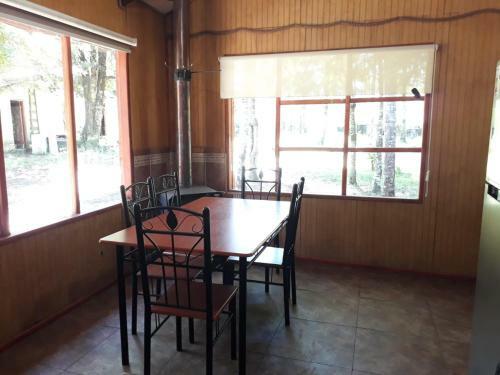 Lodge Caba�as Junta De R�os