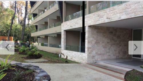Apartamento Condominio Alta Vista Puc�n, Excelente