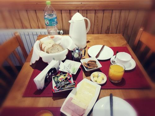 Albergue As�i Hostal