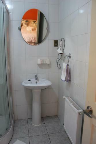 Albergue Hostal Baquedano