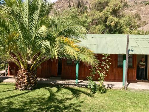 Lodge Caba�as Catapilco En Cajon Del Maipo