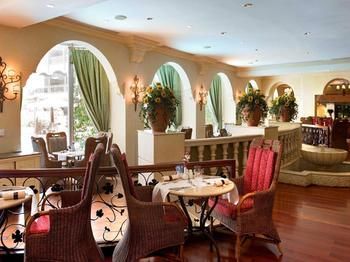 Hotel Sofitel Al Hamra