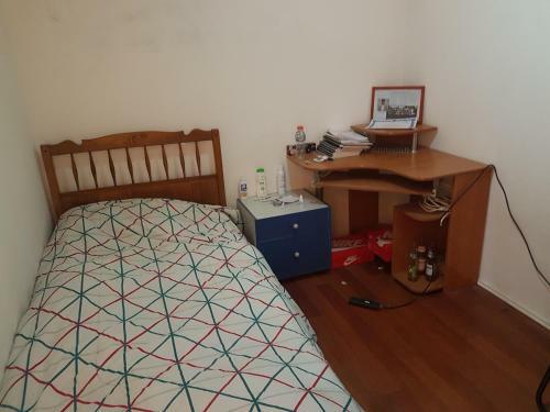 Hostal Hospedaje Larra�n
