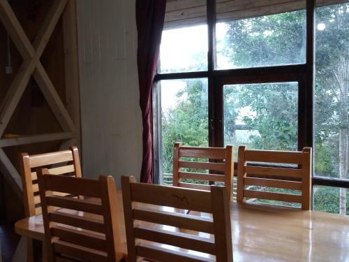 Hostal Cahuin Hostel