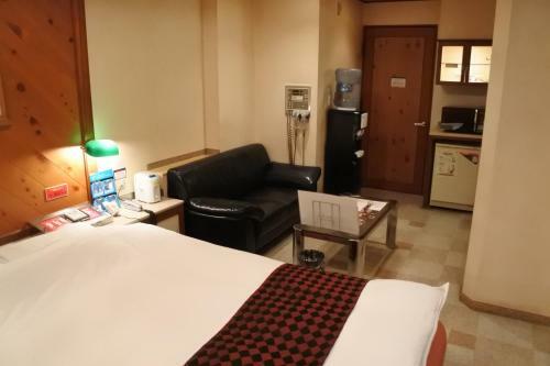 Hotel Dressy (adult Only)