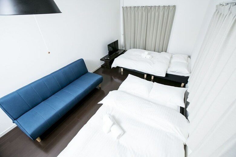Apartamentos Hiroshima Crane Peace Tower