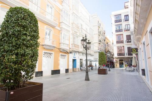 Nueva Almudena Apartment