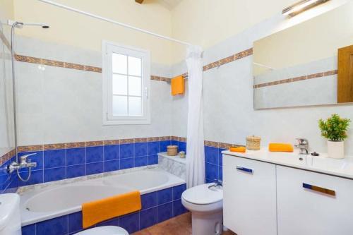 Cala'n Blanes Villa Sleeps 6 Pool Air Con Wifi