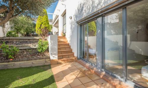 R41 Casa Salom�
