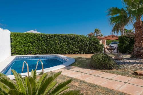 Chalet Con Piscina En Menorca