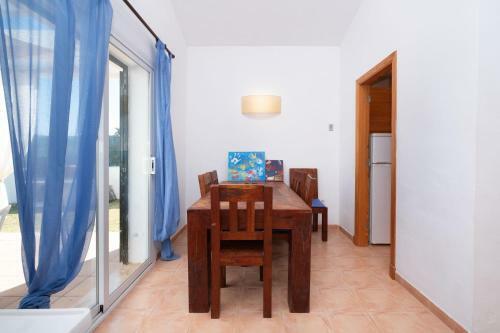 Chalet Con Piscina En Menorca