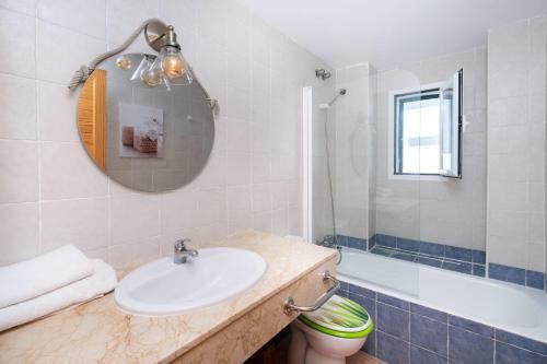Chalet Con Piscina En Menorca