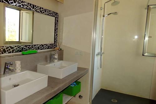 Cala Vadella Villa Sleeps 7 Pool Air Con Wifi